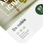 Volantino quadrato su carta patinata.