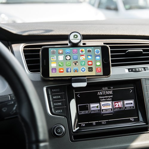 Supporto per telefono nero in plastica per montaggio auto.