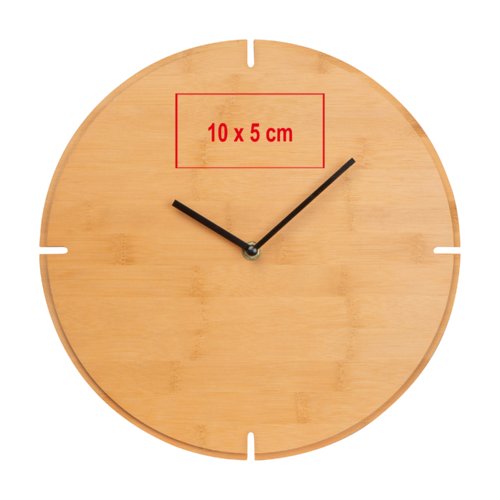 Orologio da parete in legno chiaro con lancette nere.