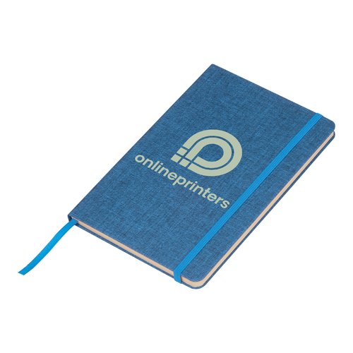 Taccuino blu con copertina rigida, elastico e segnalibro.