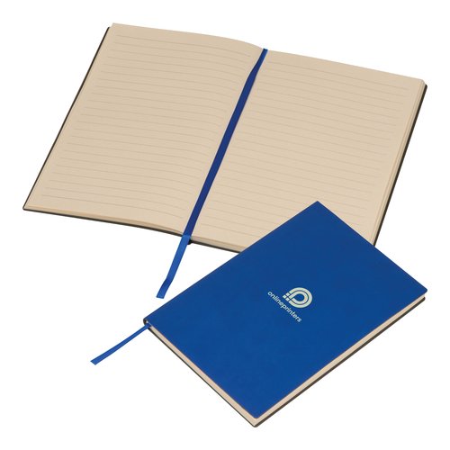 Quaderno blu con copertina rigida e segnalibro a nastro.