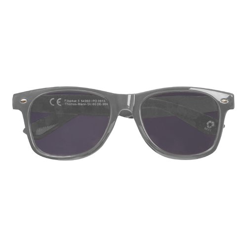 Occhiali da sole in RPET grigio argento dal design classico.