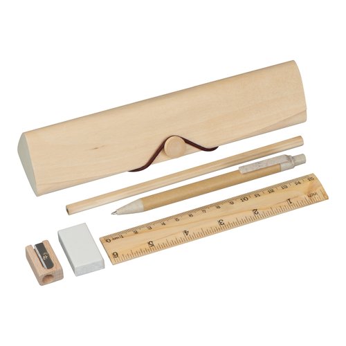 Set da scrittura in legno beige con penna, matita, righello, temperamatite e gomma.